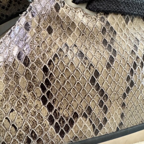 Converse Chuck Taylor Allstar Run Star Platform Snakeskin Lugged Sneaker Shoes - - Picture 6 of 12